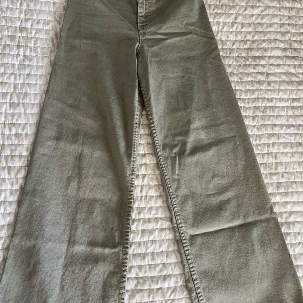 Zara Green Wide-Leg Jeans with Flare